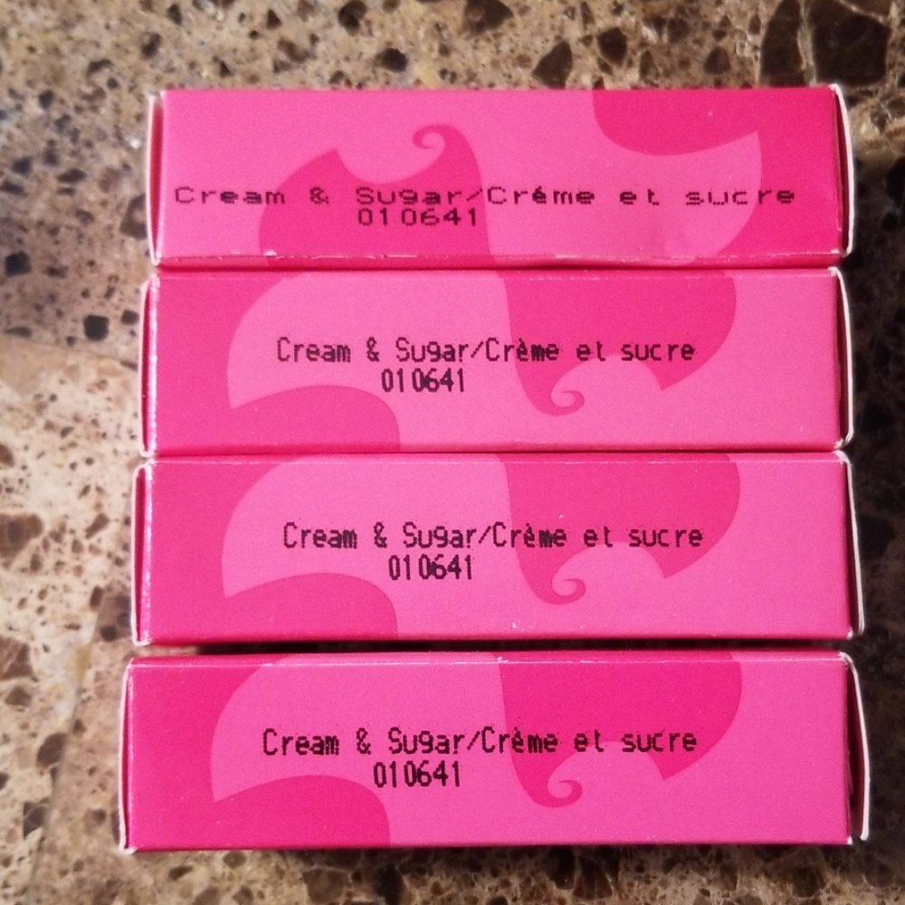 Cream and Sugar: Mary Kay Lip Gloss - Picture 7 of 7